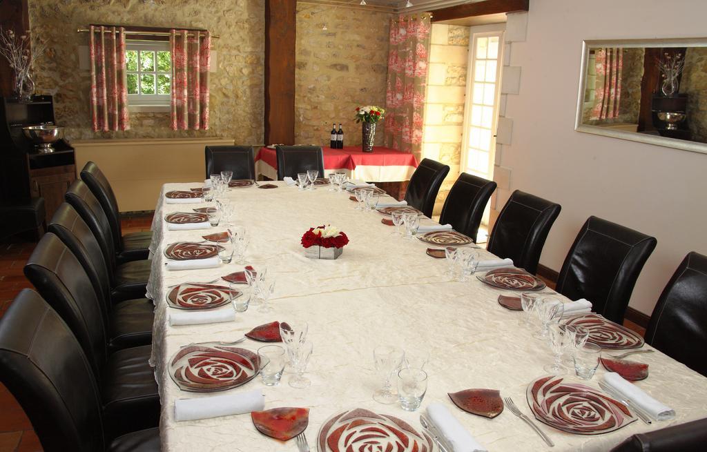 Logis Hotel Le Moulin De Chalons Le Gua  Exterior photo