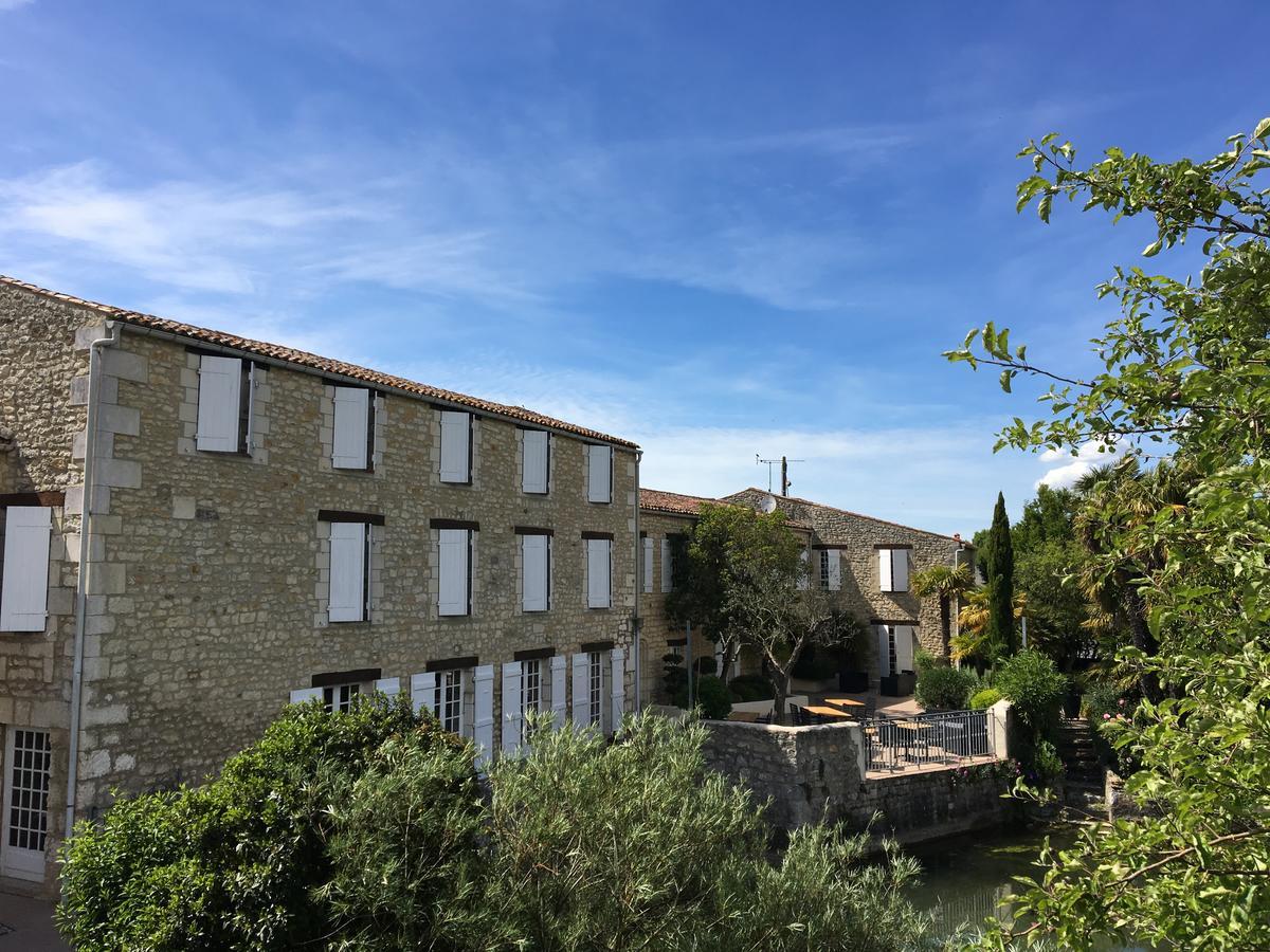 Logis Hotel Le Moulin De Chalons Le Gua  Exterior photo